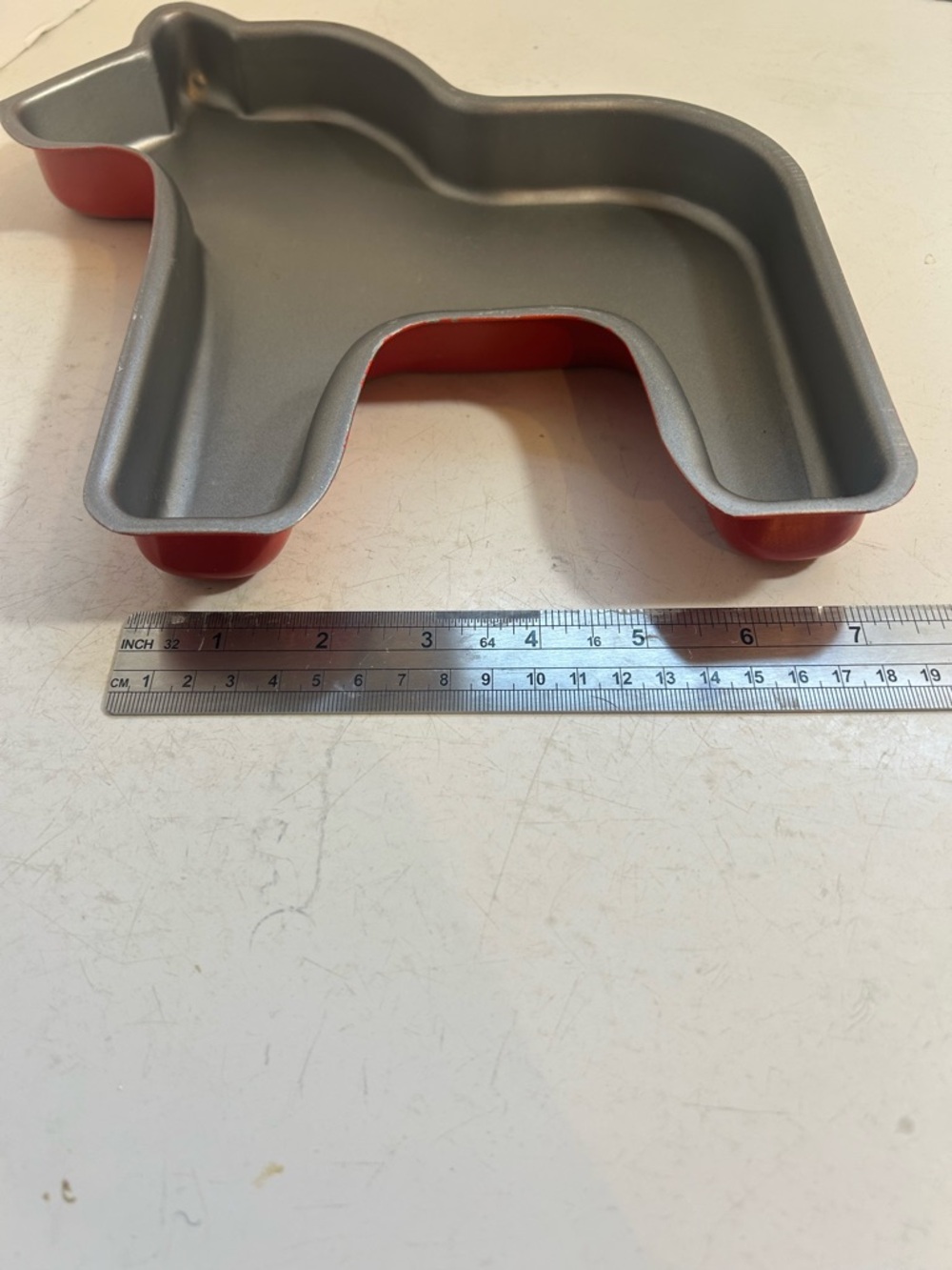 IKEA Dala red horse non stick cake pans baking moulds large and small size - Picture 14 of 16